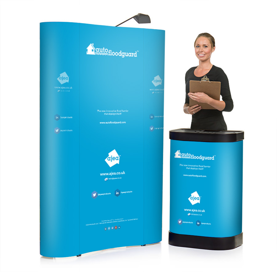3x1 Curved Midi Straight Pop Up Stand