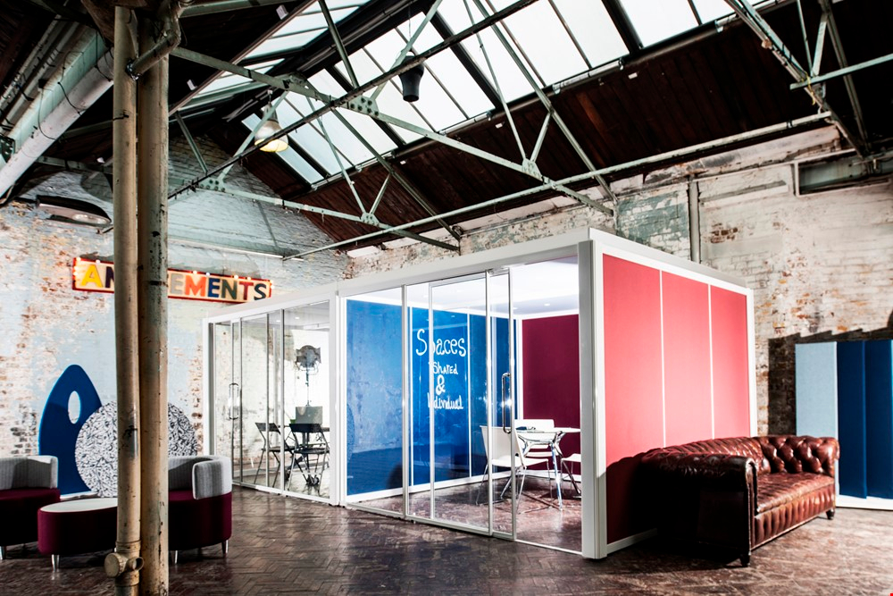 Choose Glass, Fabric or Drywipe Walls