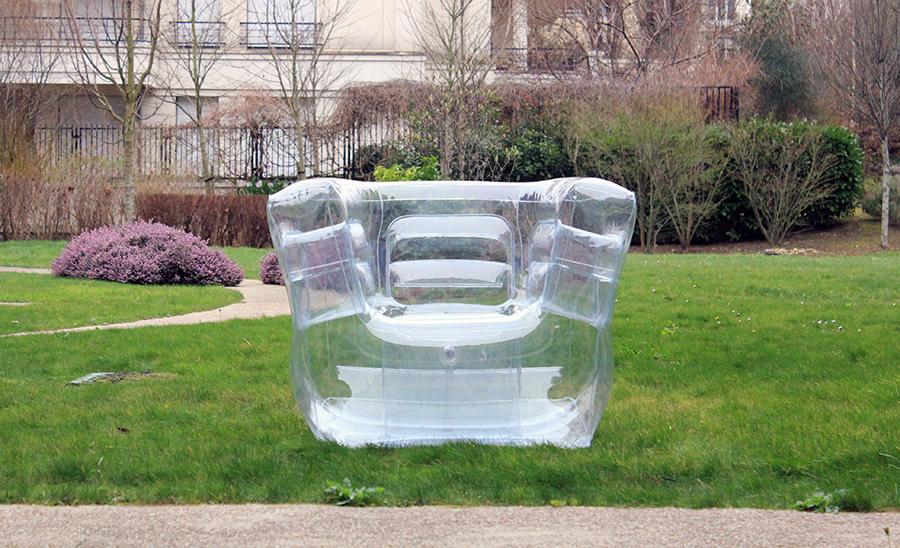 Inflatable Chair with Crystal Clear Finish