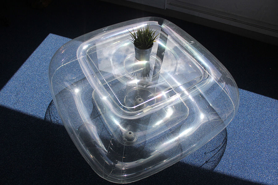 Inflatable Table With Crystal Clear Finish