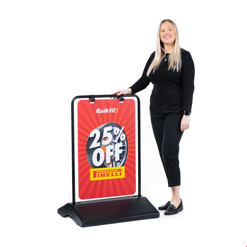 STREET PRO Pavement Board Swinger Sign With Model