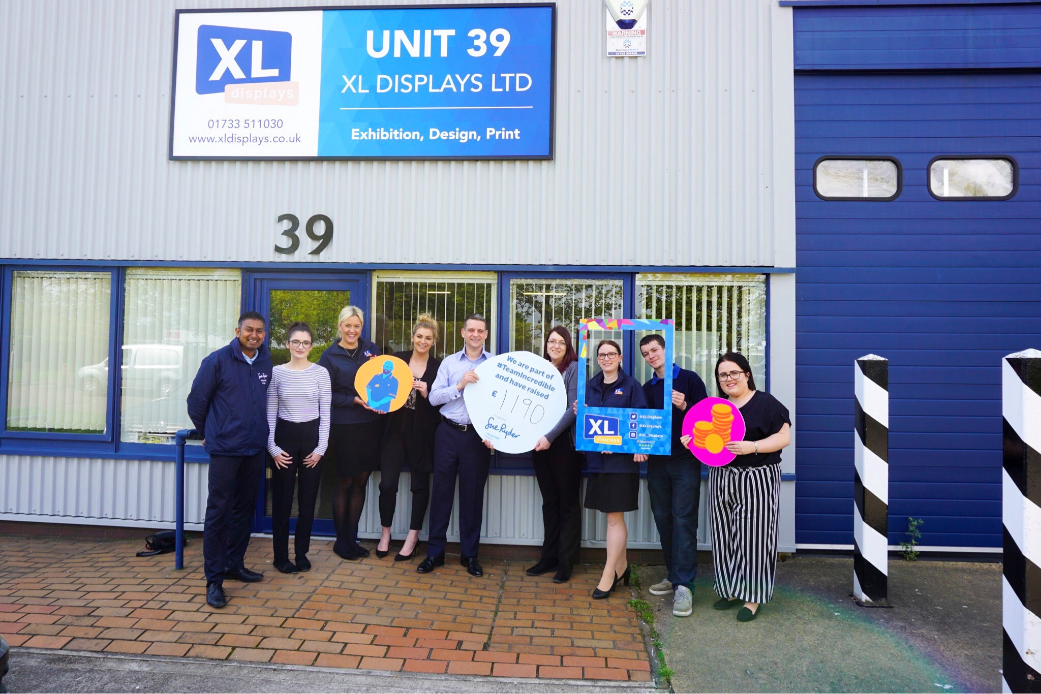 XL Displays Raises £1,190 for Thorpe Hall Hospice